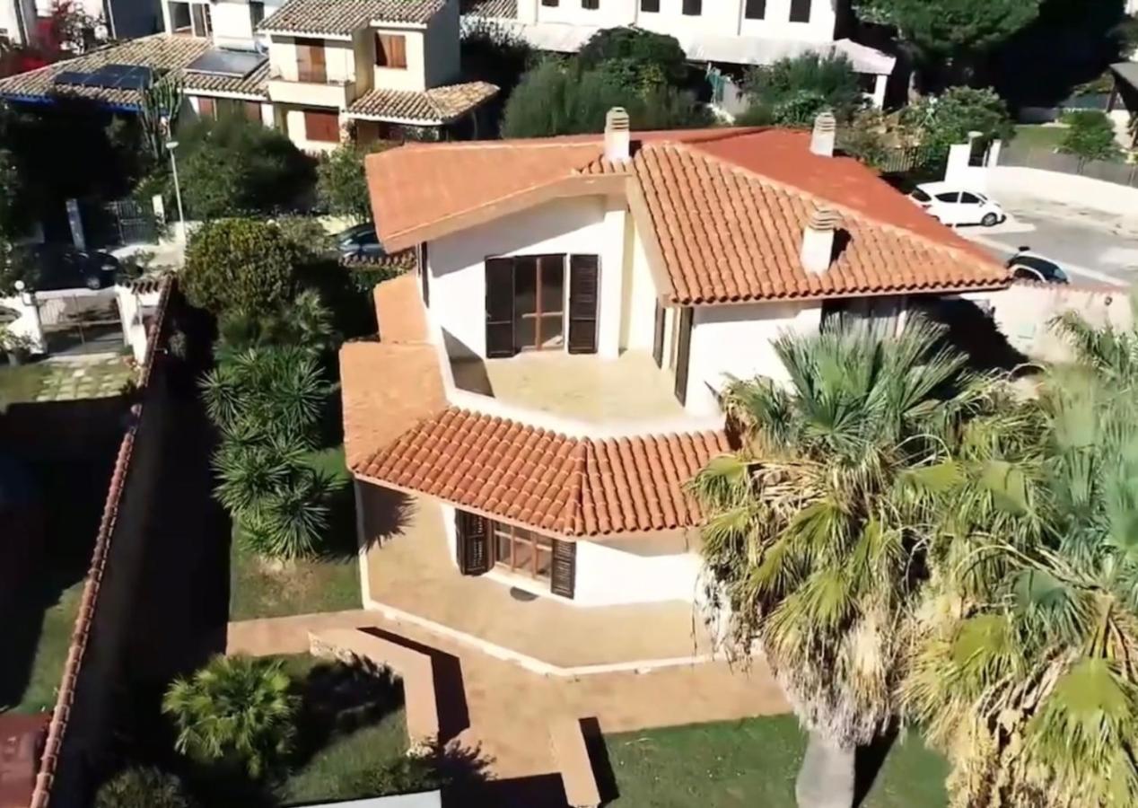 Villa Sunlight Sardegna กาปิตานา ภายนอก รูปภาพ