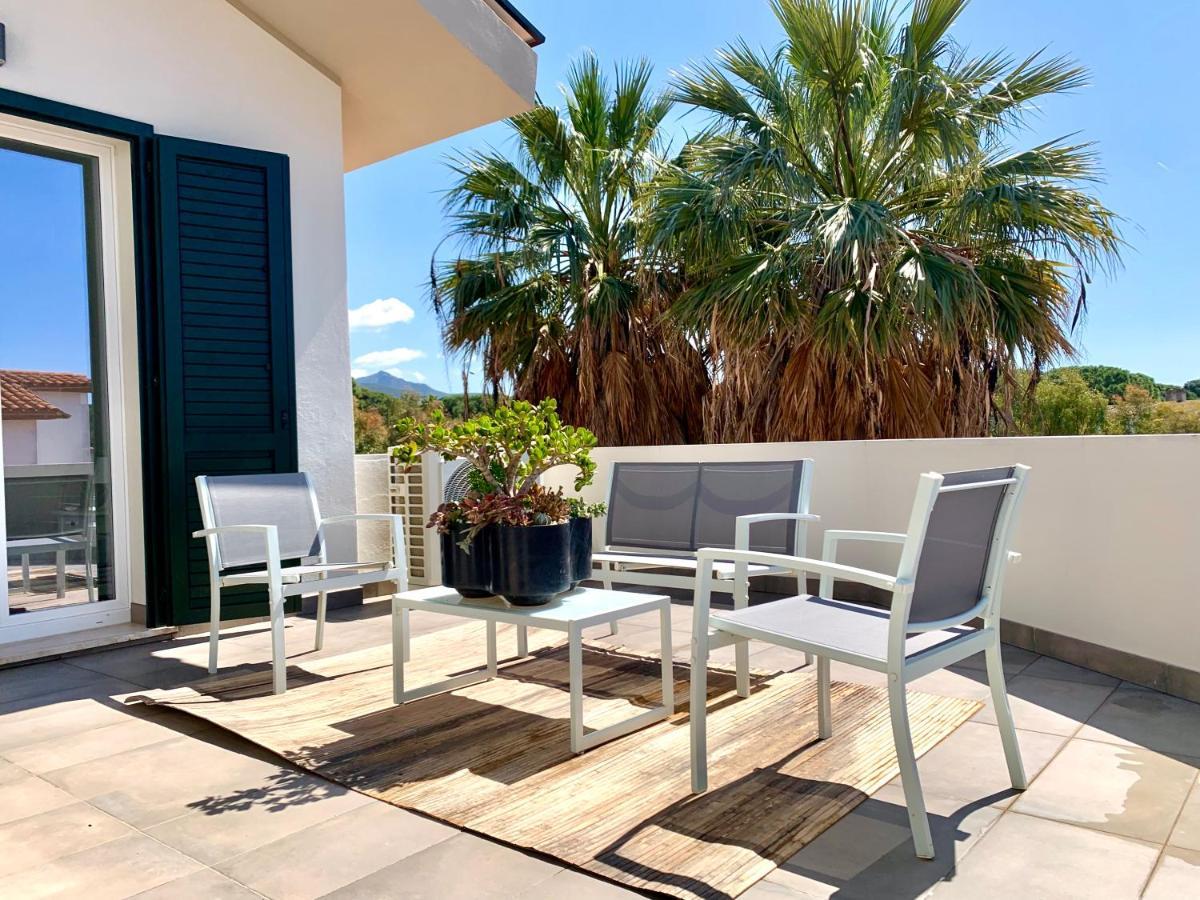 Villa Sunlight Sardegna กาปิตานา ภายนอก รูปภาพ